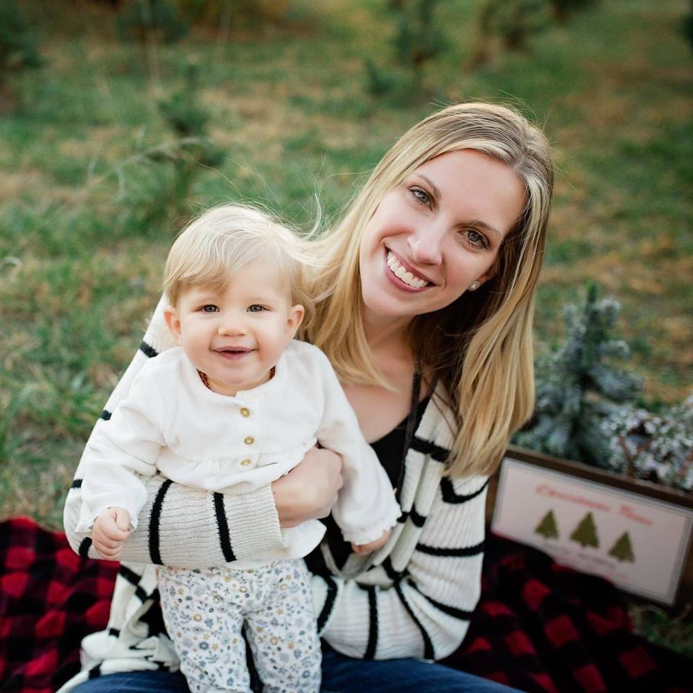 Meet your Posher, Adrianne